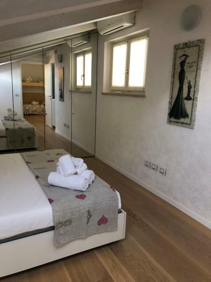 Appartamenti Agli Ulivi Peschiera del Garda Eksteriør billede