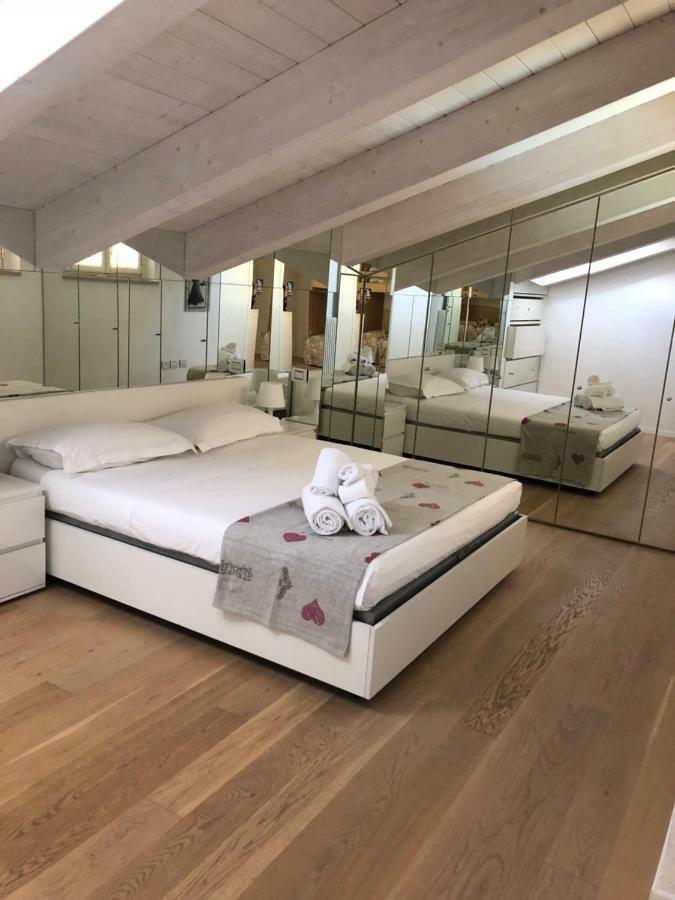 Appartamenti Agli Ulivi Peschiera del Garda Eksteriør billede